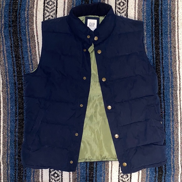 Men’s GAP puffer vest!! M - Picture 1 of 3